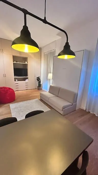 Il Melograno Rosa Apartment Milan